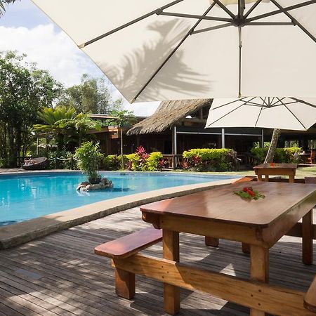 Uprising Beach Resort Пасифик Харбър Екстериор снимка