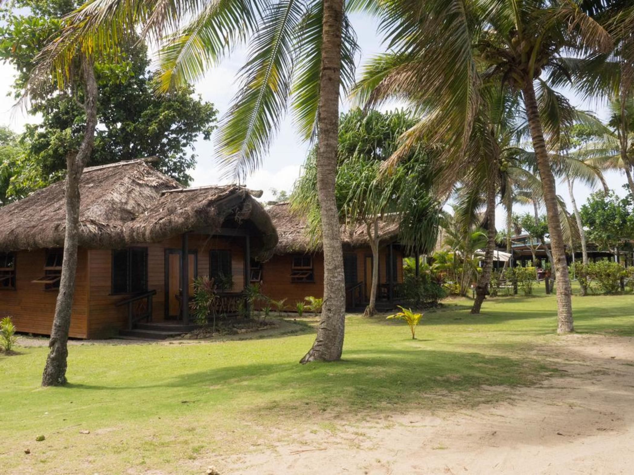 Uprising Beach Resort Пасифик Харбър Екстериор снимка
