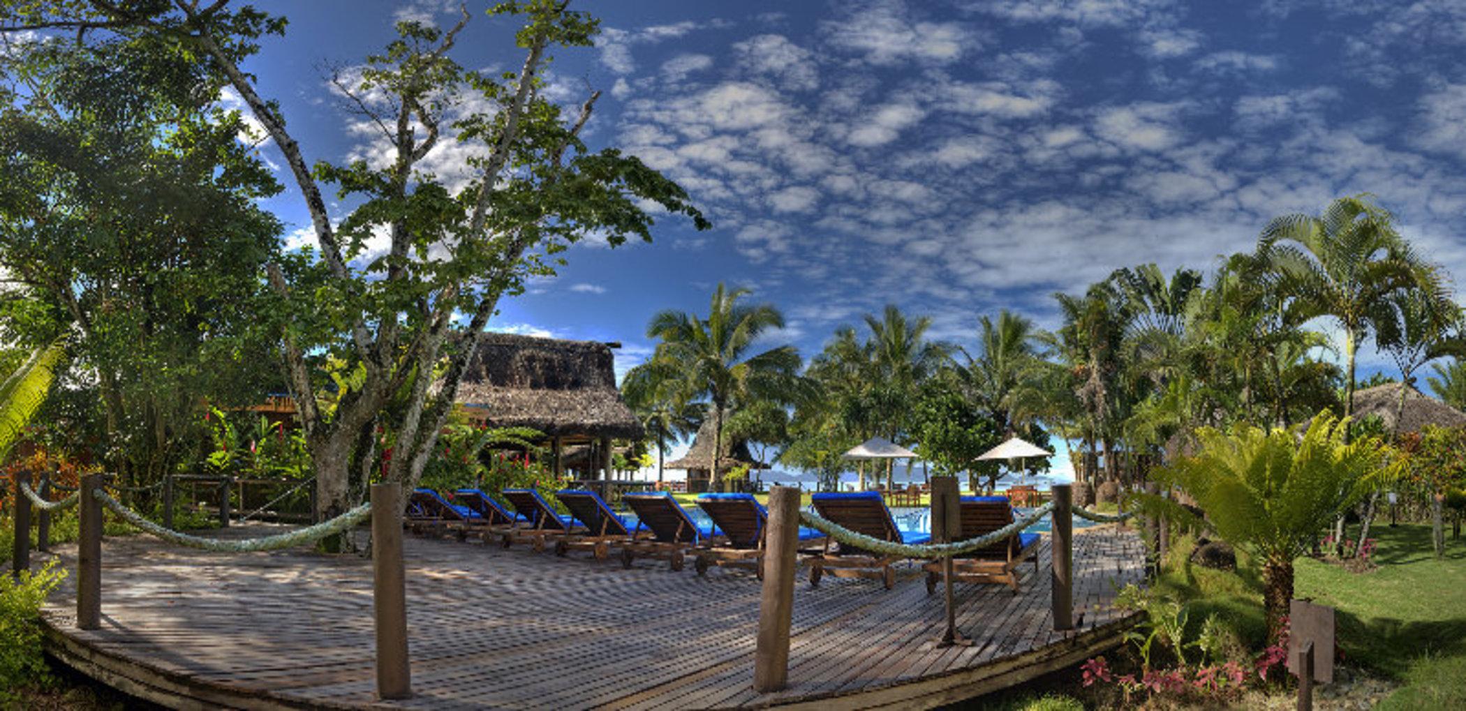 Uprising Beach Resort Пасифик Харбър Екстериор снимка