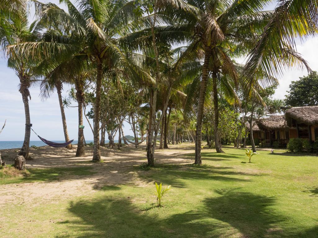 Uprising Beach Resort Пасифик Харбър Екстериор снимка