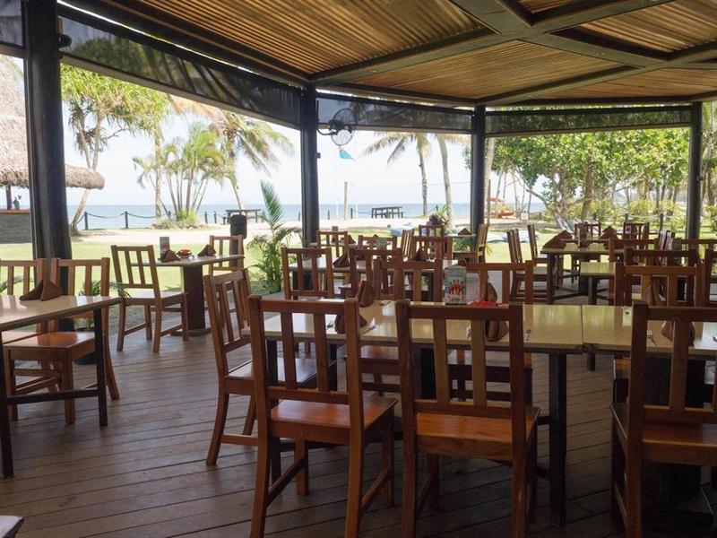 Uprising Beach Resort Пасифик Харбър Екстериор снимка